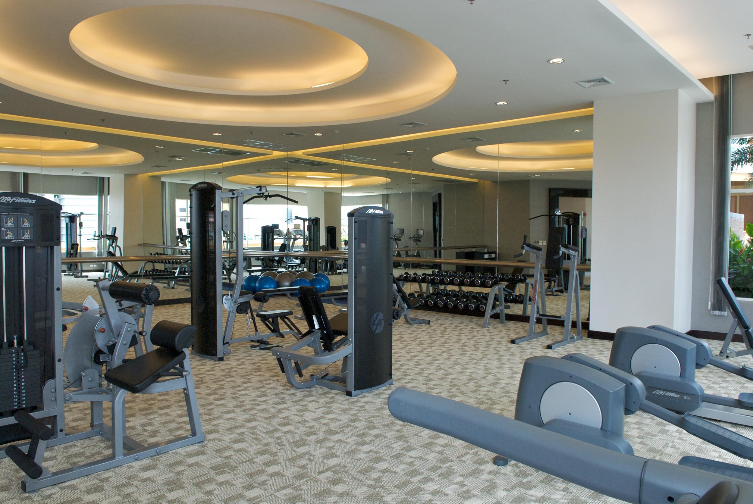 The Narathiwas Hotel & Residence Sathorn Бангкок Экстерьер фото