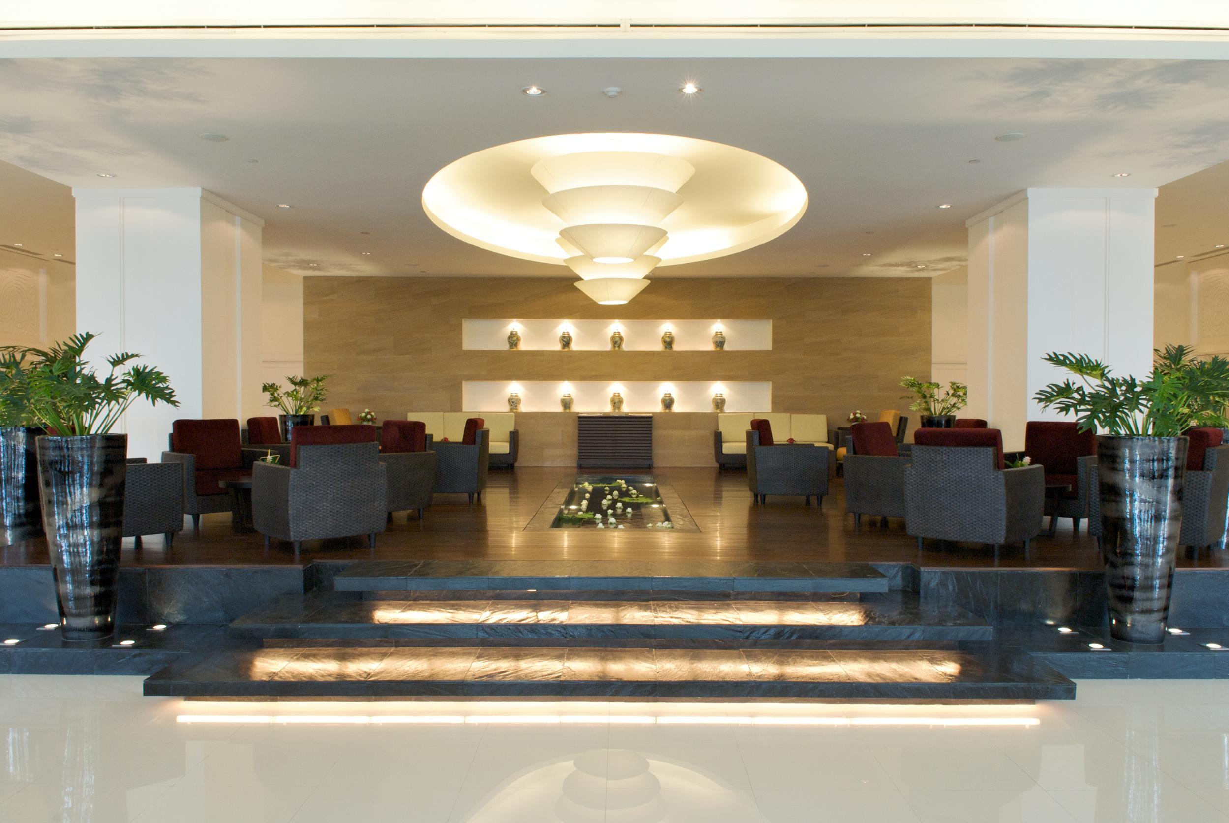 The Narathiwas Hotel & Residence Sathorn Бангкок Экстерьер фото