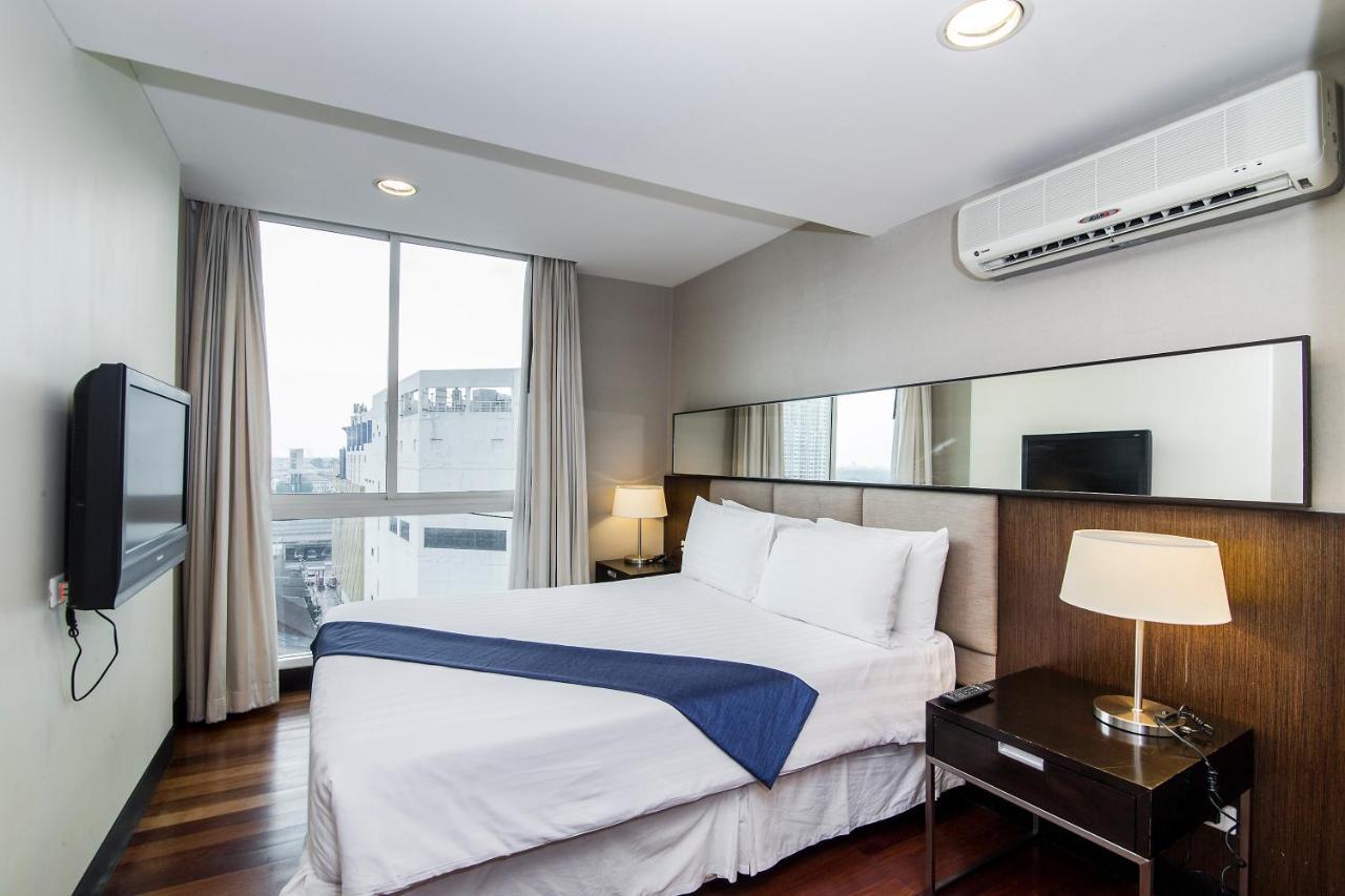 The Narathiwas Hotel & Residence Sathorn Бангкок Экстерьер фото